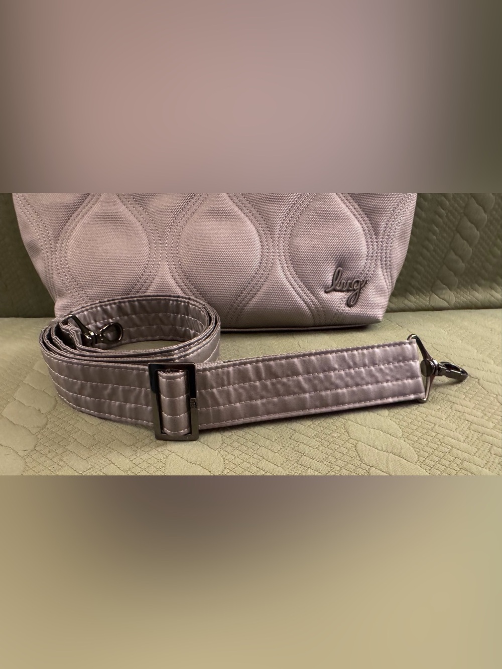 Lug Alto Matte Lux Crossbody Bag Metallic Pearl EUC - Picture 3 of 15